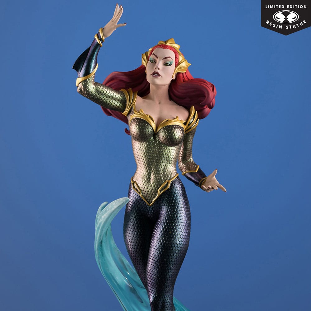 DC Direct Cover Girls Statue 1/8 Mera by J. Scott Campbell 26 cm